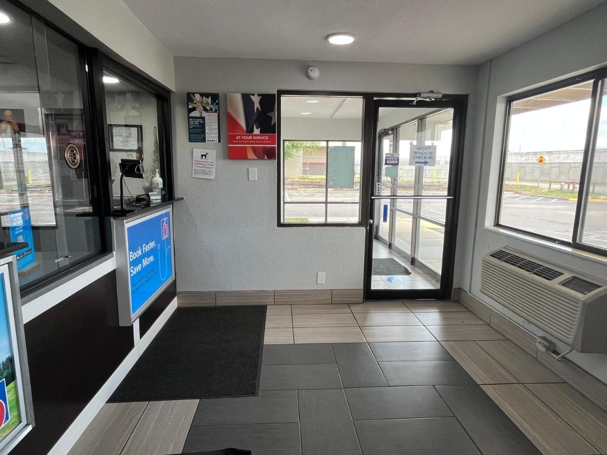 Studio 6 Wichita, Ks - Airport ภายนอก รูปภาพ